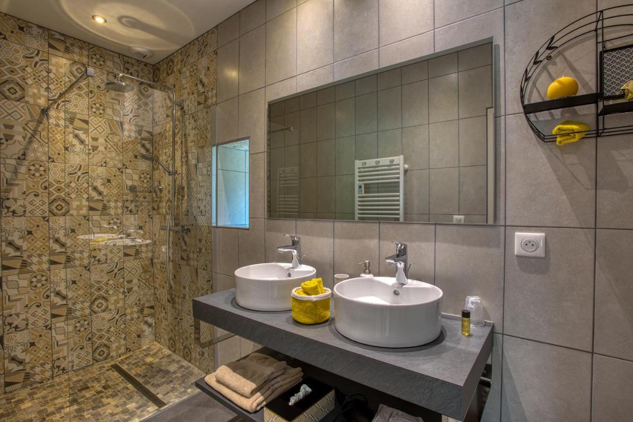 Domaine Des Pierres Blanches - Chambres D'Hotes Carlux Екстериор снимка