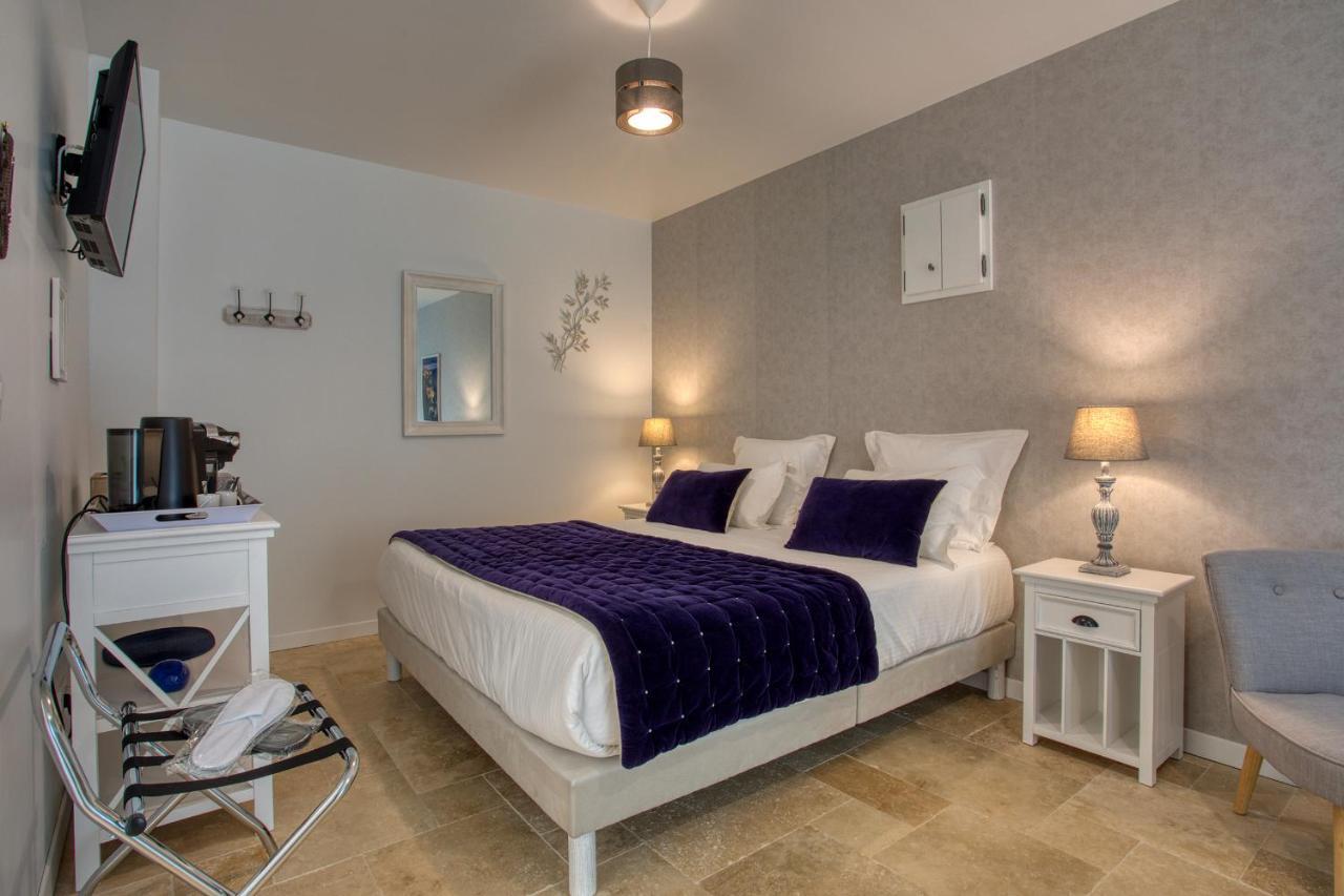 Domaine Des Pierres Blanches - Chambres D'Hotes Carlux Екстериор снимка